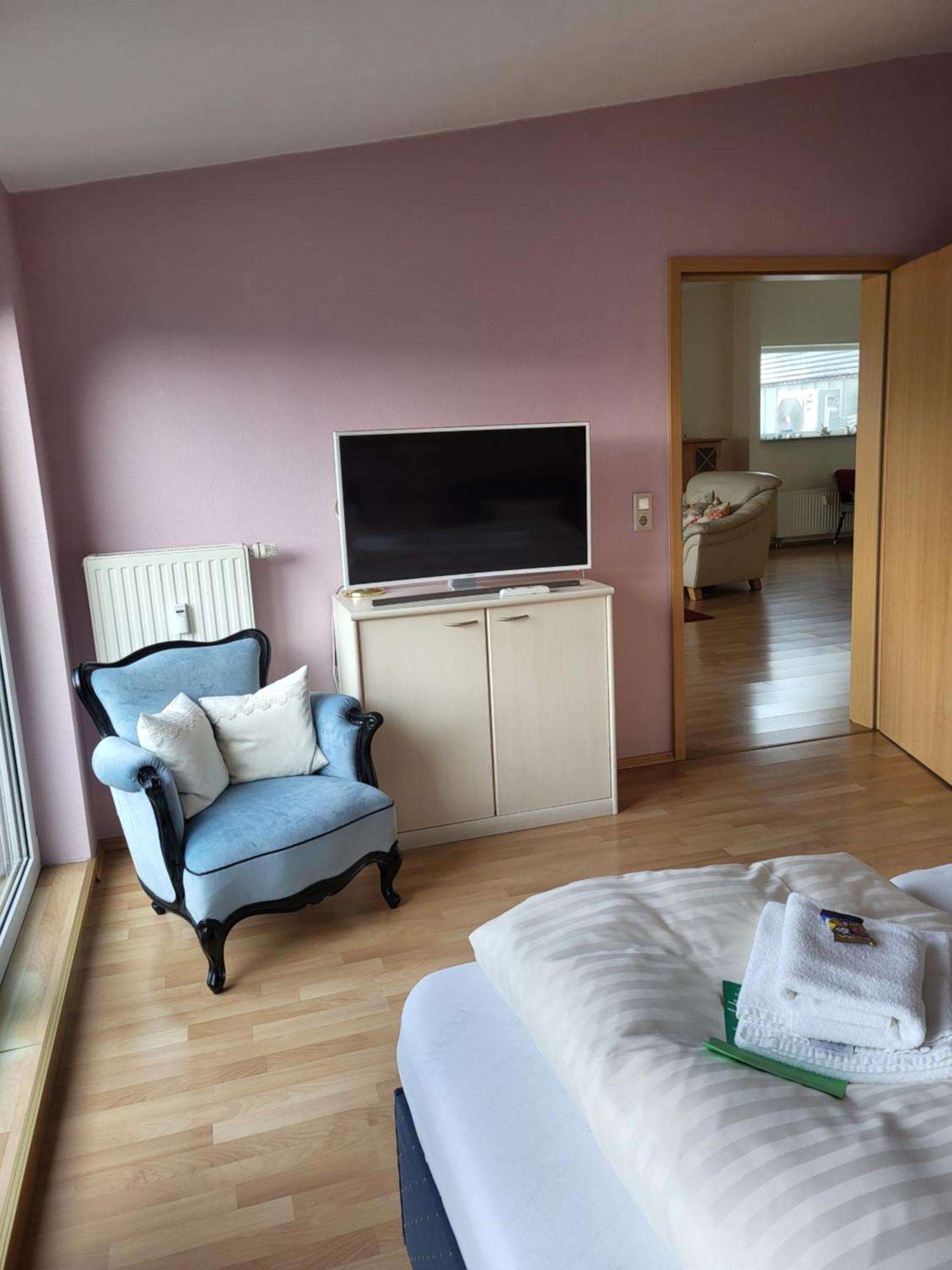 Hotel Am Holzhafen Stade Bagian luar foto